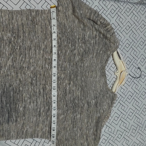 5/$20 2xl Deb Layered Sweater - Picture 3 of 4